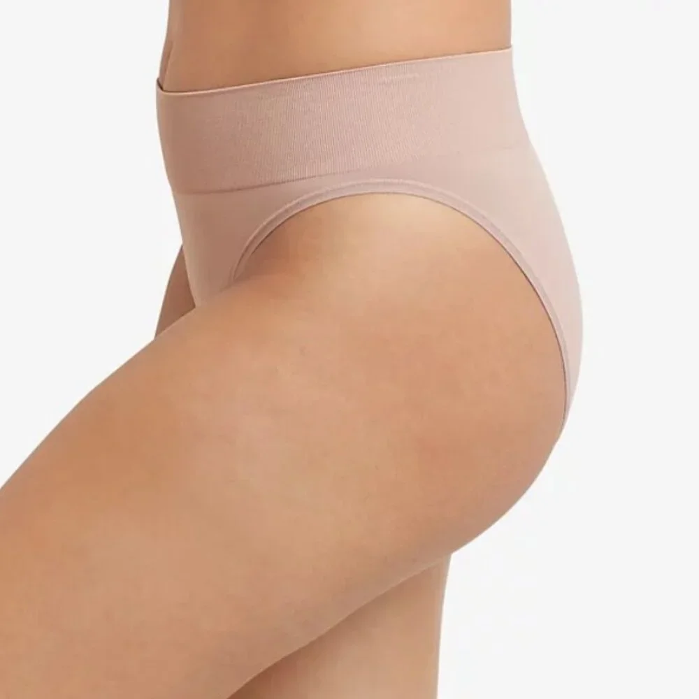 Maidenform M Seamless High Leg Bikini Underwear